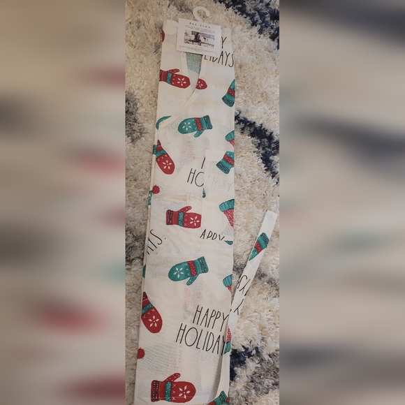 Rae Dunn Christmas HAPPY HOLIDAY Kitchen Apron w/ pocket Mittens - Picture 3 of 4